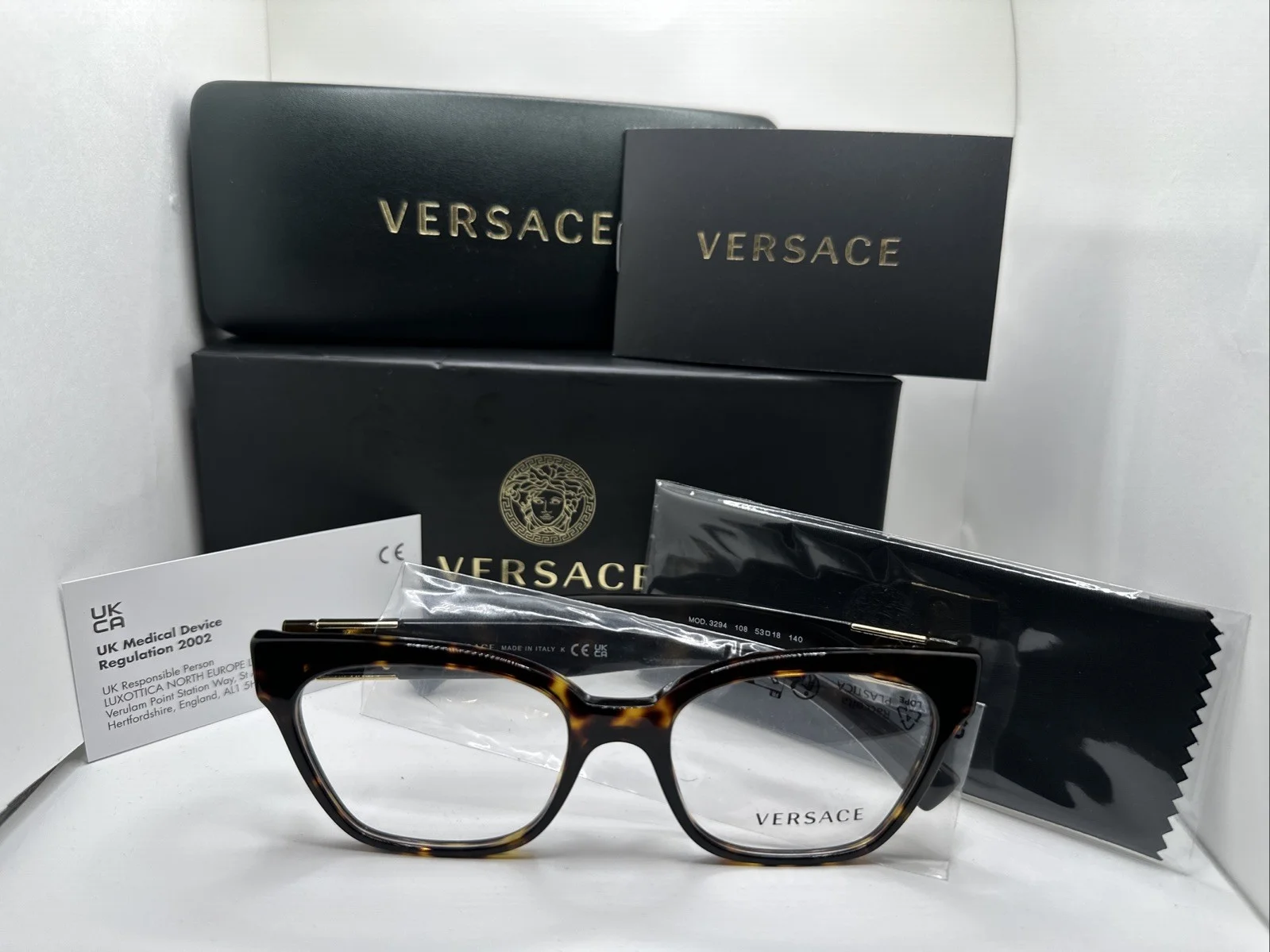NEW VERA WANG V104 UNIQUE SHAPE DESIGNER FANCY EYEGLASS FRAME/EYEWEAR/GLASSES